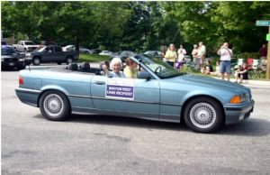 2012 Parade - Betty Edwards and Michelle Rowe, SSS Committee Chairperson